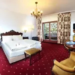 Otel Hotel Tyrol-Alpenhof 3*
