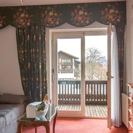 Hotel Tyrol-Alpenhof 3* Зеефельд в Тироле