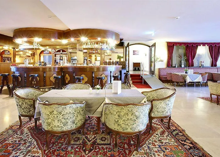 Hotel Tyrol-Alpenhof Зеефельд в Тироле