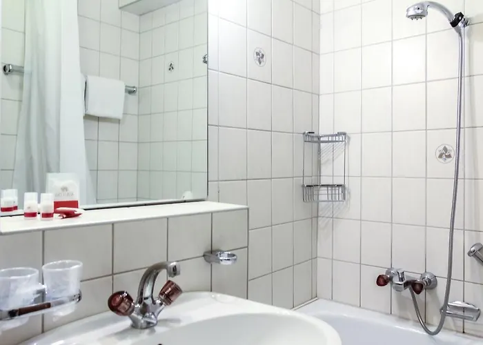 Отель Hotel Tyrol-Alpenhof 3*