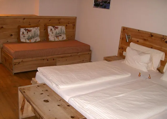 Hotel Tyrol-Alpenhof Отель Зеефельд в Тироле