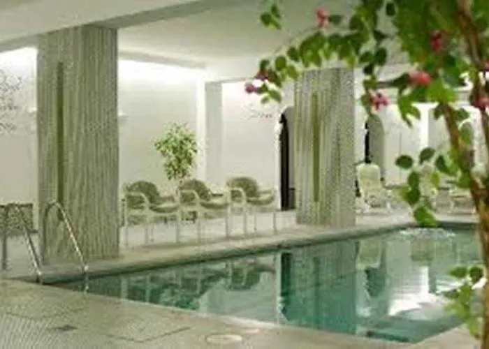 Hotel Tyrol-Alpenhof Отель 3*