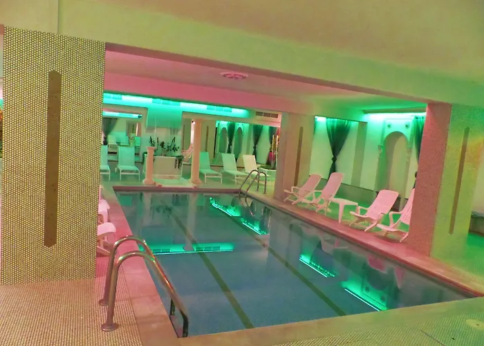 Hotel Tyrol-Alpenhof Отель Зеефельд в Тироле