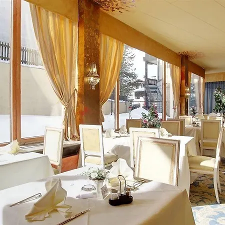 提洛尔-阿平霍夫酒店